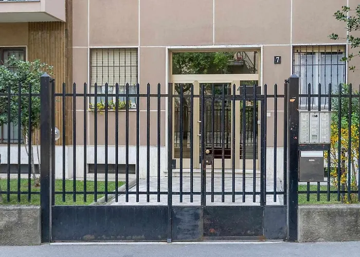 Rent Apartment - Parking And Comfort - Spacious Apt Up To 8 Pax